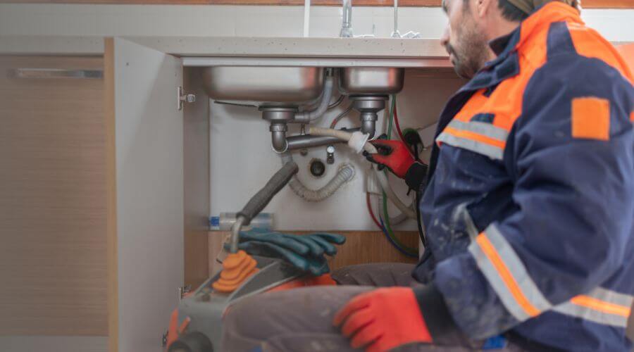 Professional tankless water heater installation services in Flint, TX